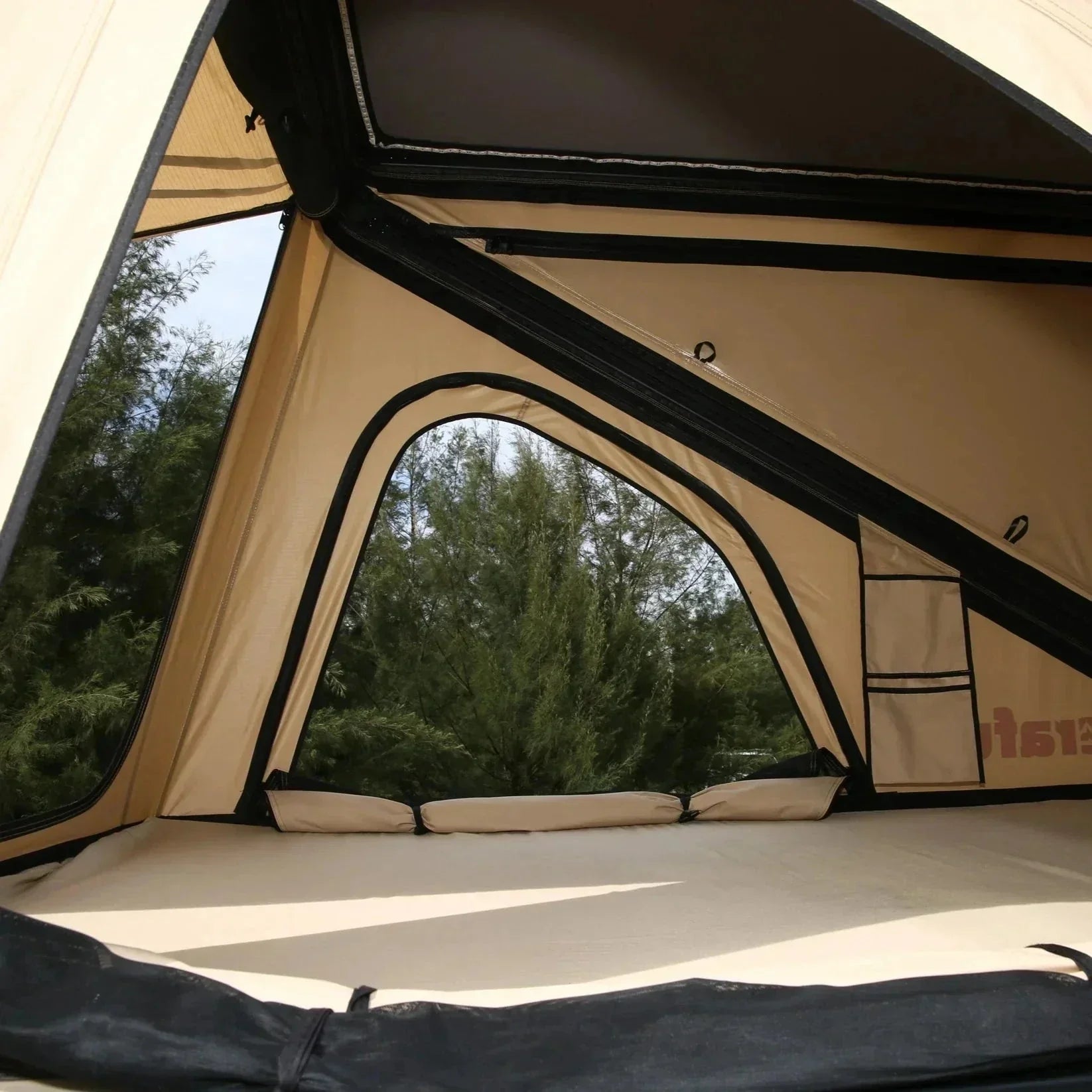 Tenda da Tetto con Guscio in Alluminio - 2 Persone